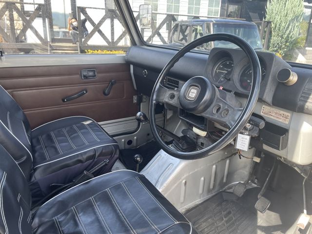 Suzuki JIMNY 1982-01 6333-20