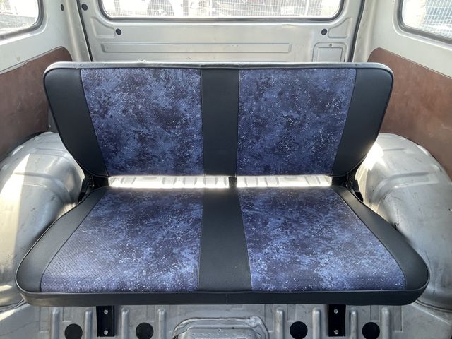Suzuki JIMNY 1982-01 6333-3