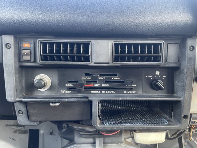 Suzuki JIMNY 1982-01 6333-11