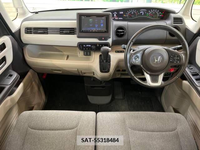 Honda N BOX 2018-06 364408-1