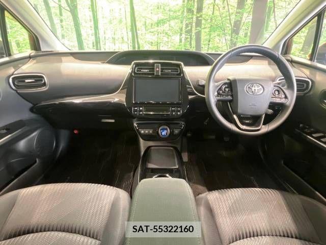Toyota PRIUS 2019-11 393383-1