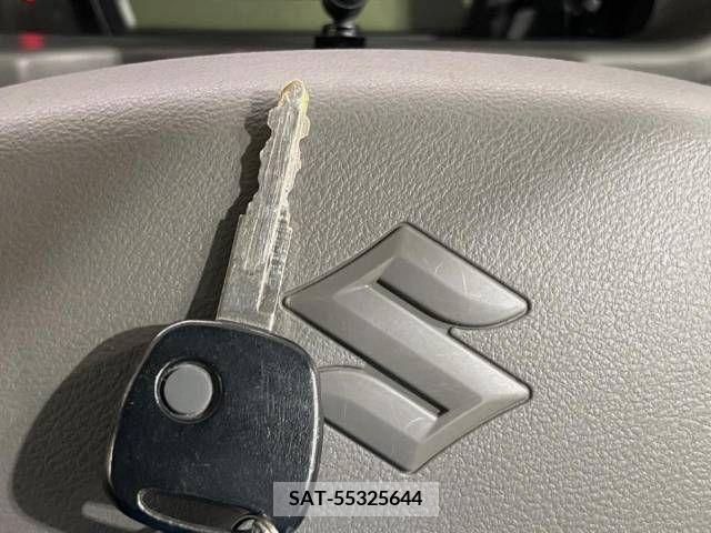 Suzuki EVERY 2017-06 297442-4