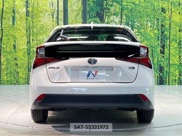 Toyota PRIUS 2019-06 366325-15