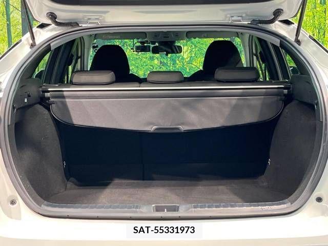 Toyota PRIUS 2019-06 366325-10