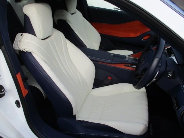 Lexus LC 2018-02 182320-8