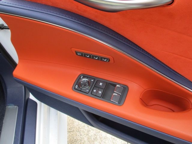 Lexus LC 2018-02 182320-14
