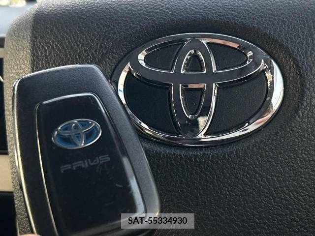 Toyota PRIUS 2018-10 248541-7