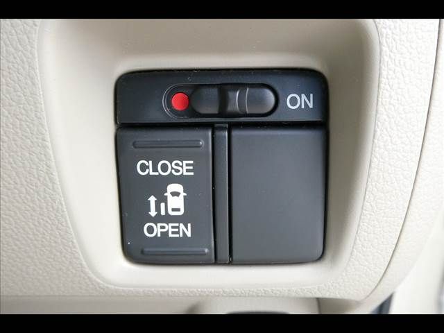 Honda N BOX 2015-03 23625-7
