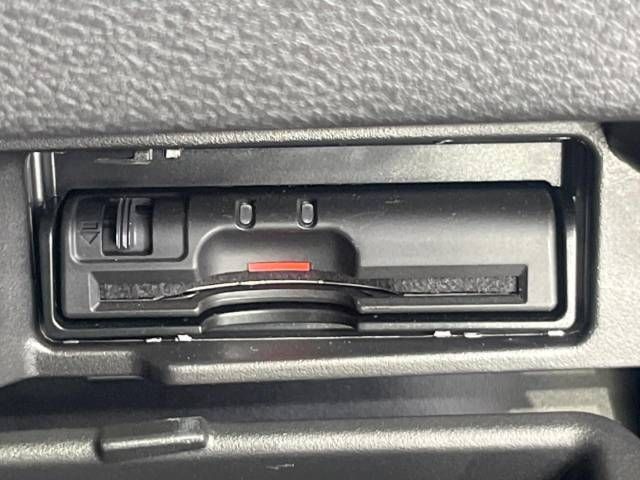 Nissan SERENA 2019-10 185546-4