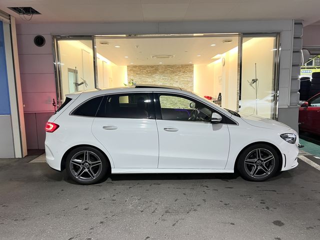 Mercedes Benz B-CLASS 2019-08 185786-2