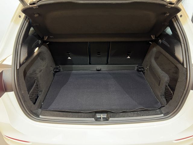 Mercedes Benz B-CLASS 2019-08 185786-12