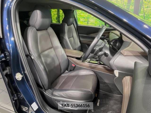 Mazda CX-30 2022-01 265618-8