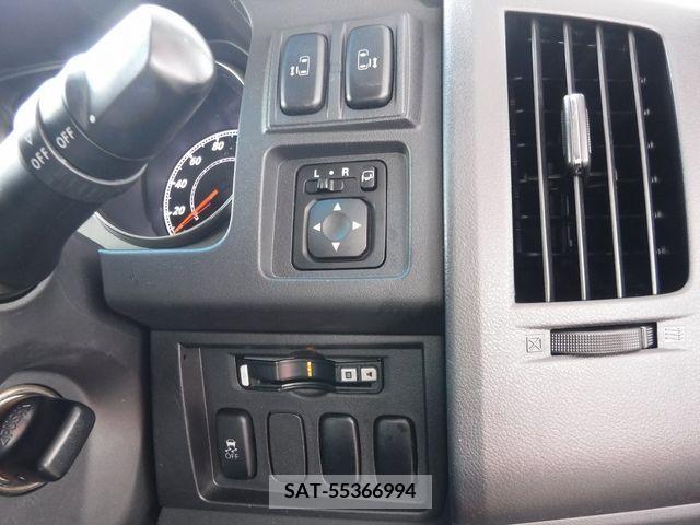 Mitsubishi DELICA D5 2015-09 325413-16