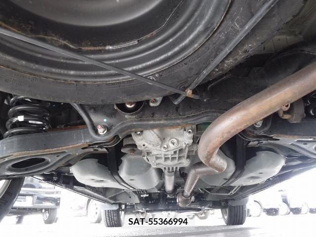 Mitsubishi DELICA D5 2015-09 325413-8