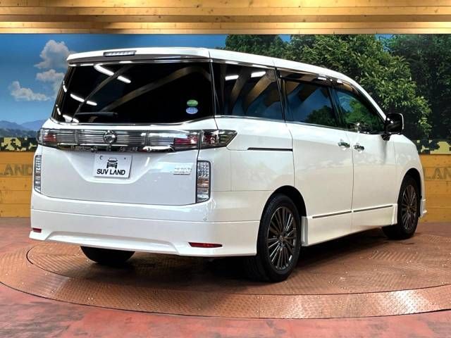 Nissan ELGRAND 2016-12 189015-17