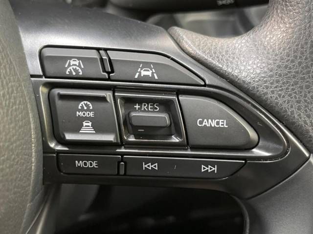 Toyota SIENTA 2023-04 190590-3
