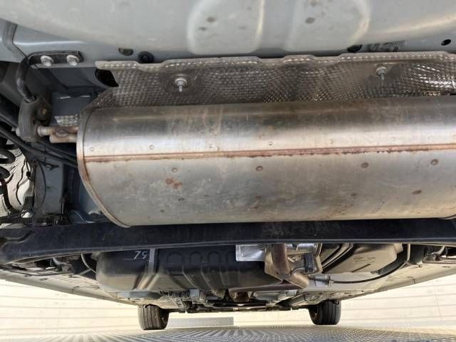 Toyota SIENTA 2023-04 190590-19