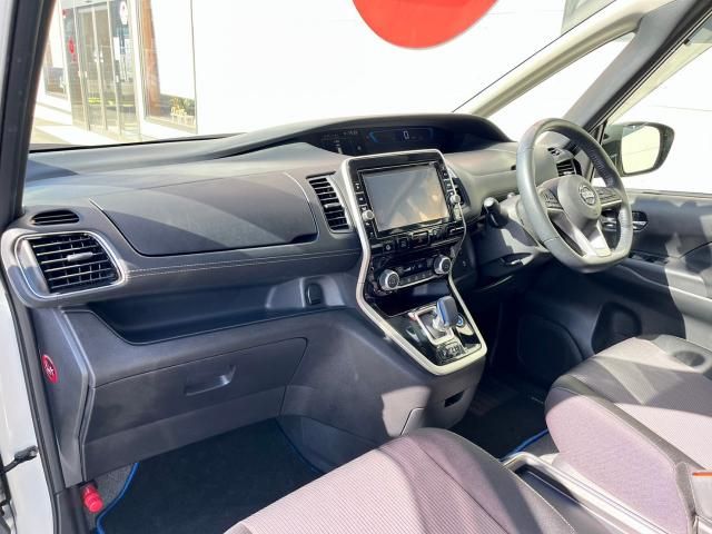 Nissan SERENA 2019-01 190778-22