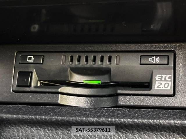 Toyota VOXY 2019-09 288906-6