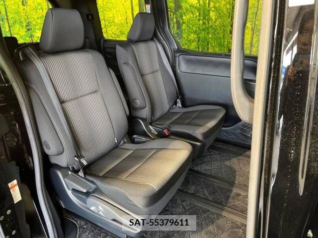 Toyota VOXY 2019-09 288906-9