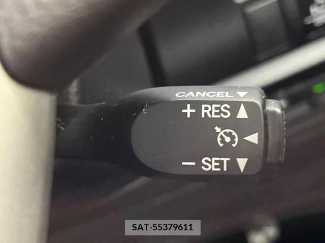 Toyota VOXY 2019-09 288906-7