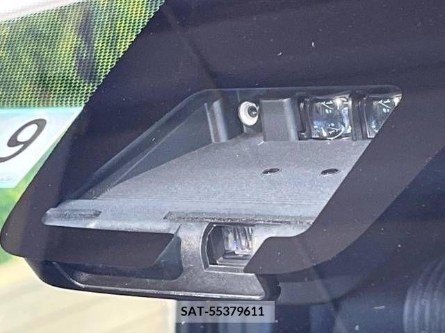 Toyota VOXY 2019-09 288906-2