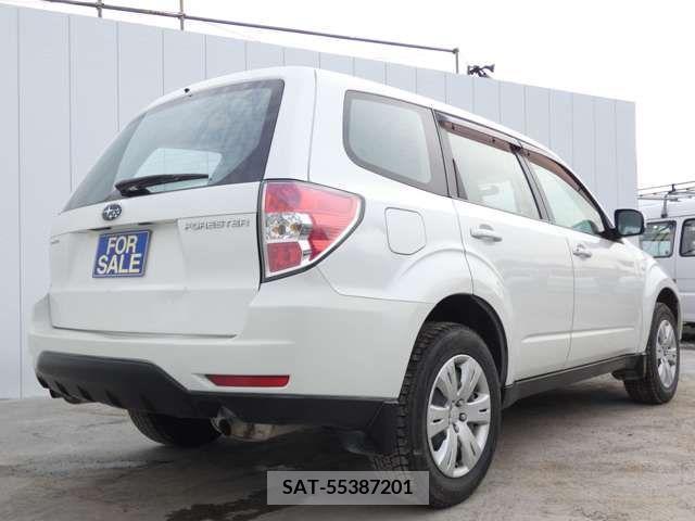Subaru FORESTER 2011-01 270243-5