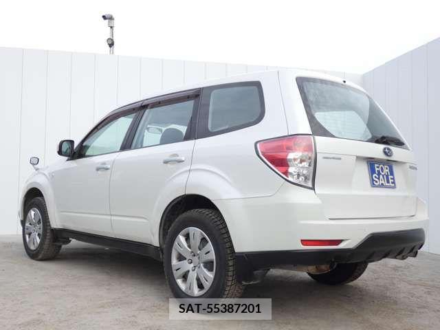 Subaru FORESTER 2011-01 270243-3
