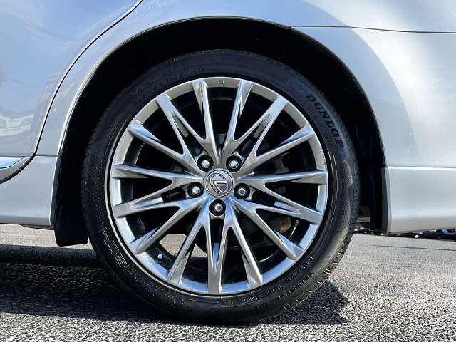 Lexus HS 2015-04 21894-3