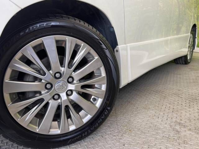 Toyota VELLFIRE 2013-05 194952-13