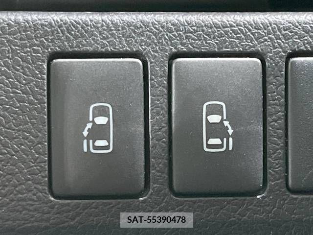 Toyota VOXY 2011-07 321323-4