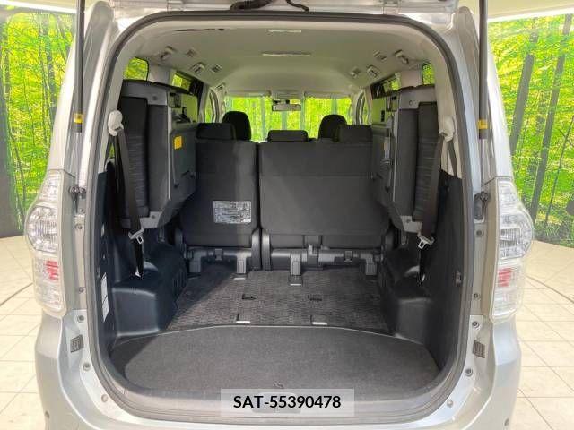 Toyota VOXY 2011-07 321323-11