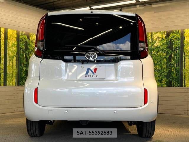 Toyota SIENTA 2022-10 313281-16