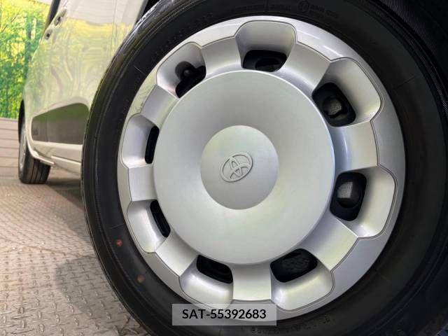 Toyota SIENTA 2022-10 313281-14