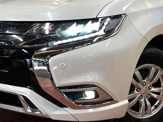 Mitsubishi OUTLANDER PHEV 2019-09 25223-12