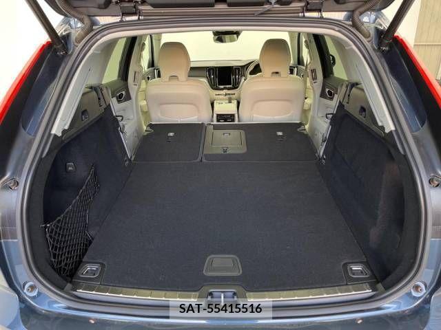 Volvo XC60 2020-06 372932-13