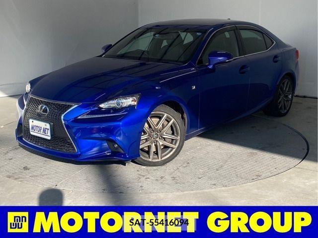 Lexus IS 2015-10 210688-0