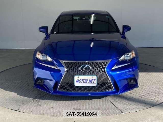 Lexus IS 2015-10 210688-6
