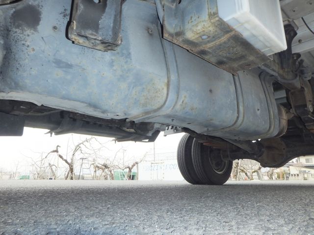 Mazda TITAN 2003-06 2240-25