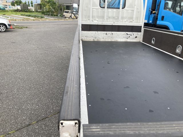 Toyota DYNA TRUCK 2019-04 2472-13