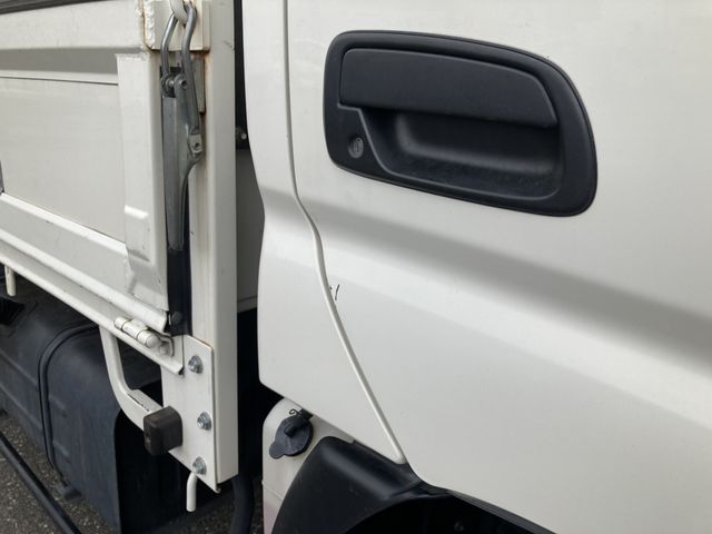Toyota DYNA TRUCK 2019-04 2472-18
