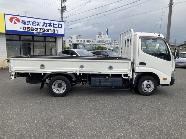 Toyota DYNA TRUCK 2019-04 2472-7