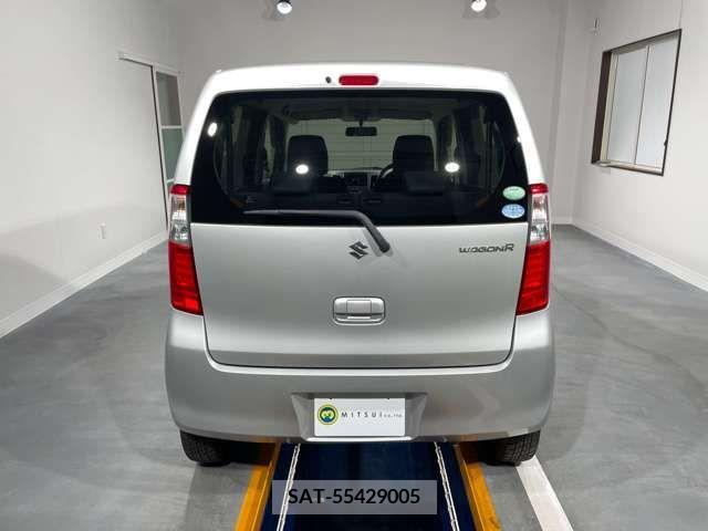 Suzuki WAGON R 2015-12 289938-6