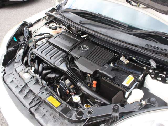 Mazda VERISA 2014-08 12233-19