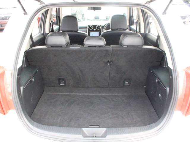 Mazda VERISA 2014-08 12233-9