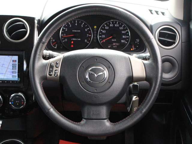 Mazda VERISA 2014-08 12233-12
