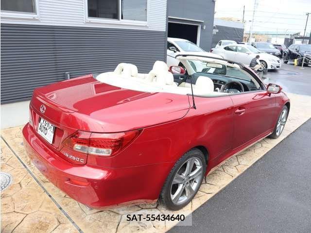 Lexus IS 2011-02 218282-6