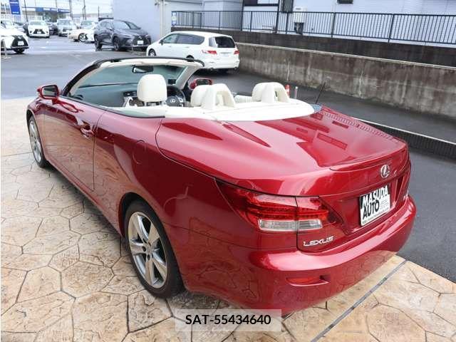 Lexus IS 2011-02 218282-4