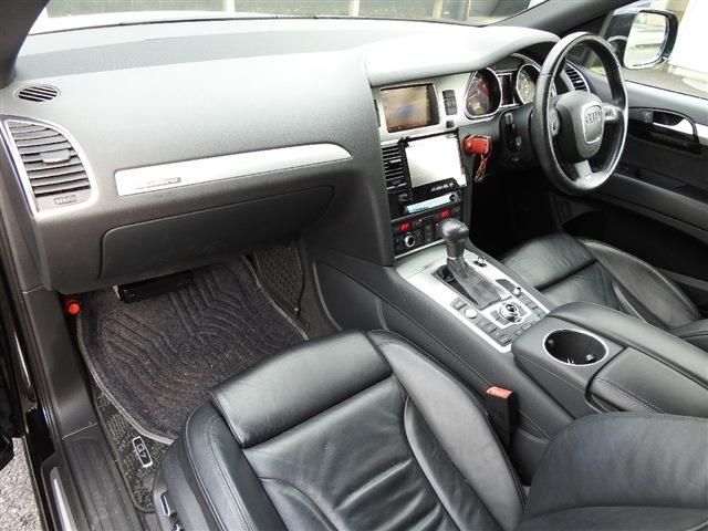 Audi Q7 2011-09 184485-17
