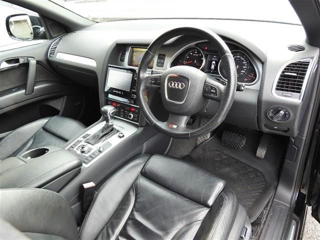 Audi Q7 2011-09 184485-13